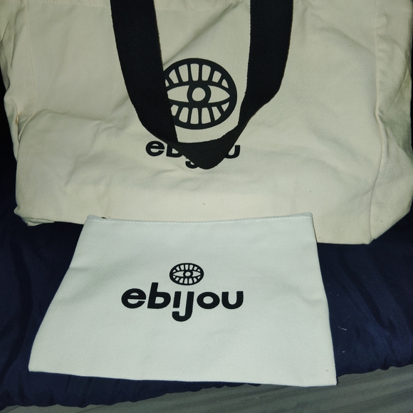 Handbags - 6ct Set Wholesale Cream Tote Bag with Black Accents